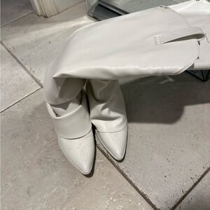 White Women's cowgirl Boots
